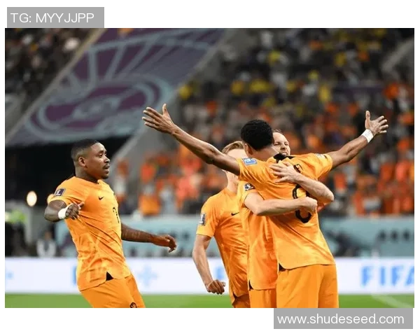 赛后复盘：深圳足球队与上海足球队的团队协作分析与精彩瞬间回顾